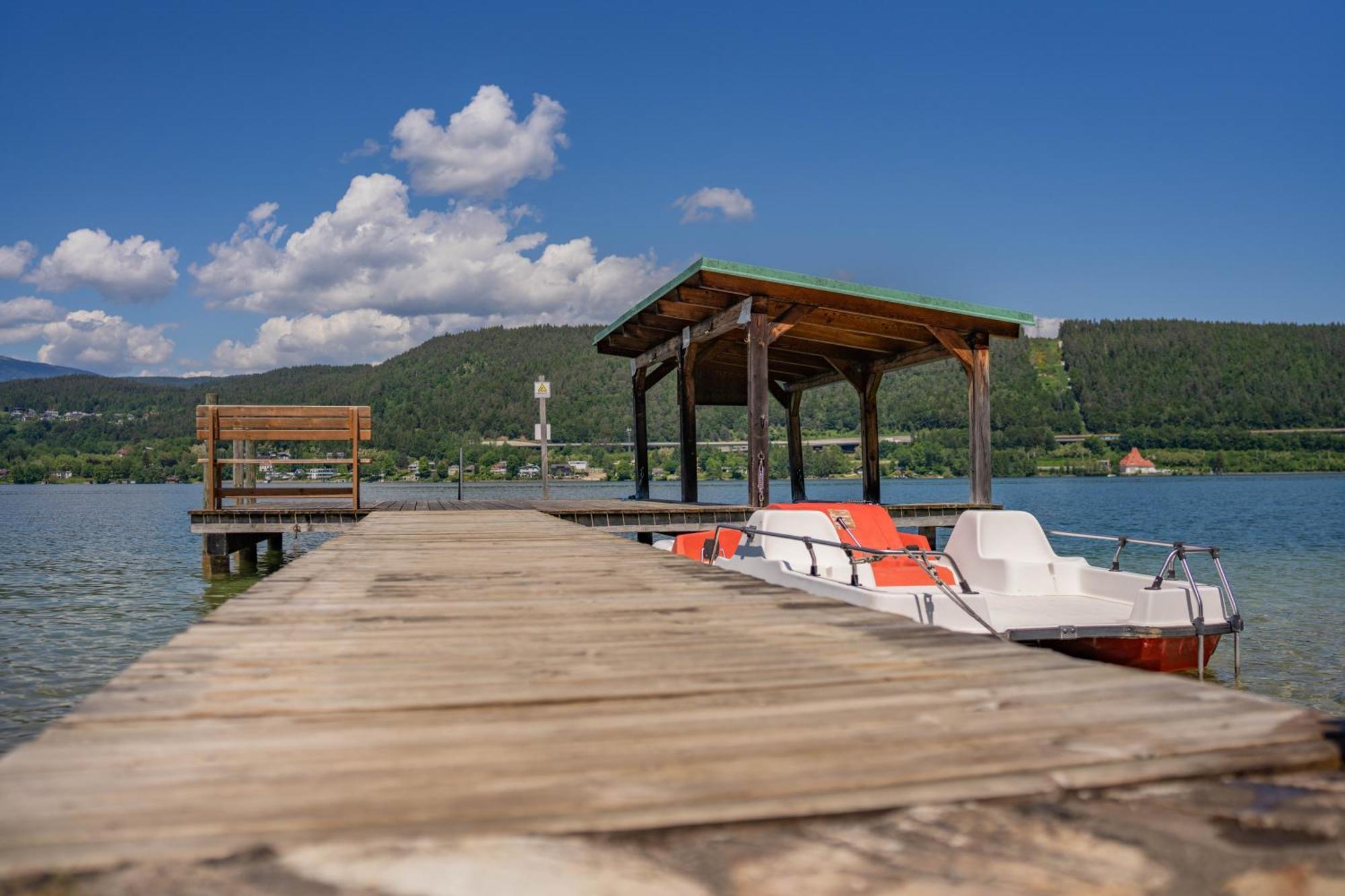 Strandhotel Schabus Velden am Woerthersee Exterior photo